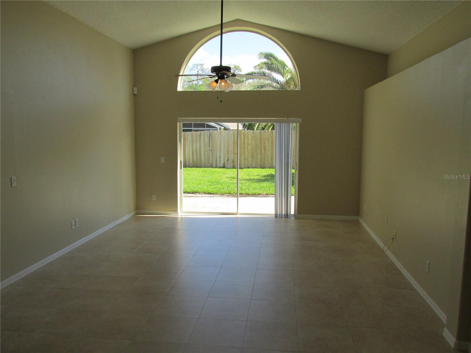 1524 MAXIMILIAN DR, WESLEY CHAPEL, FL, 33543