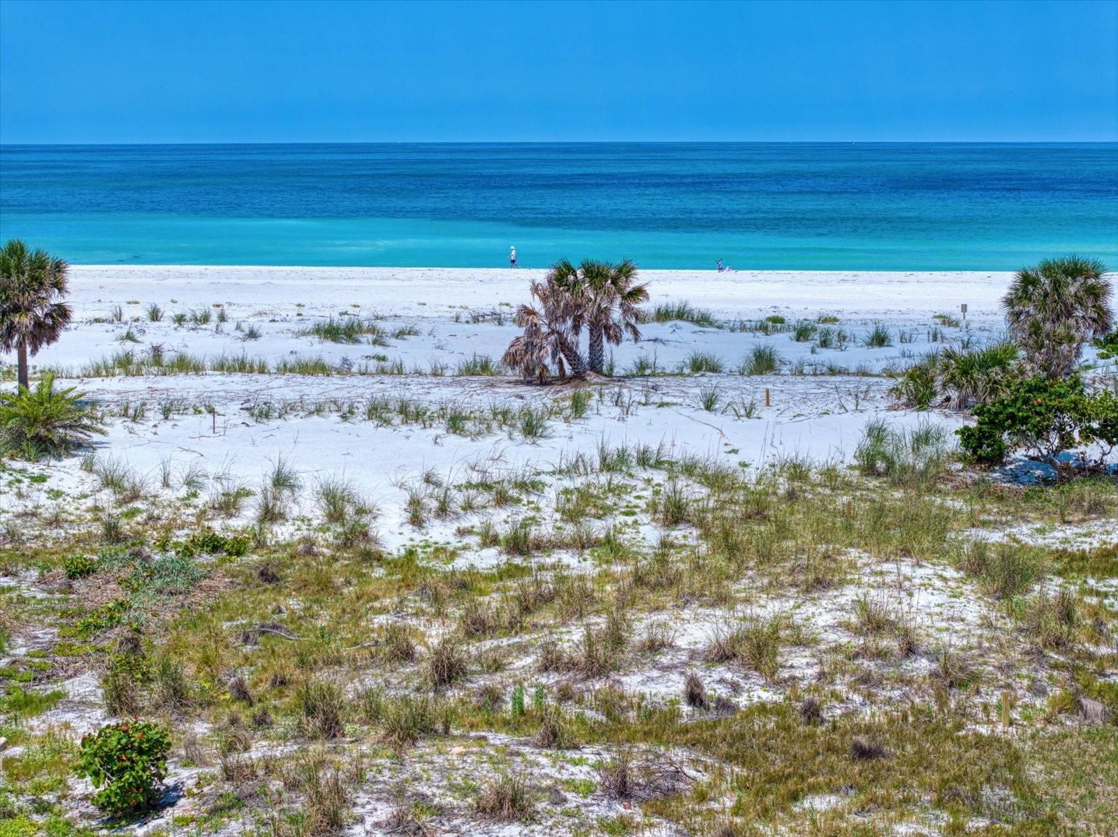 TB8383297 Property Photo