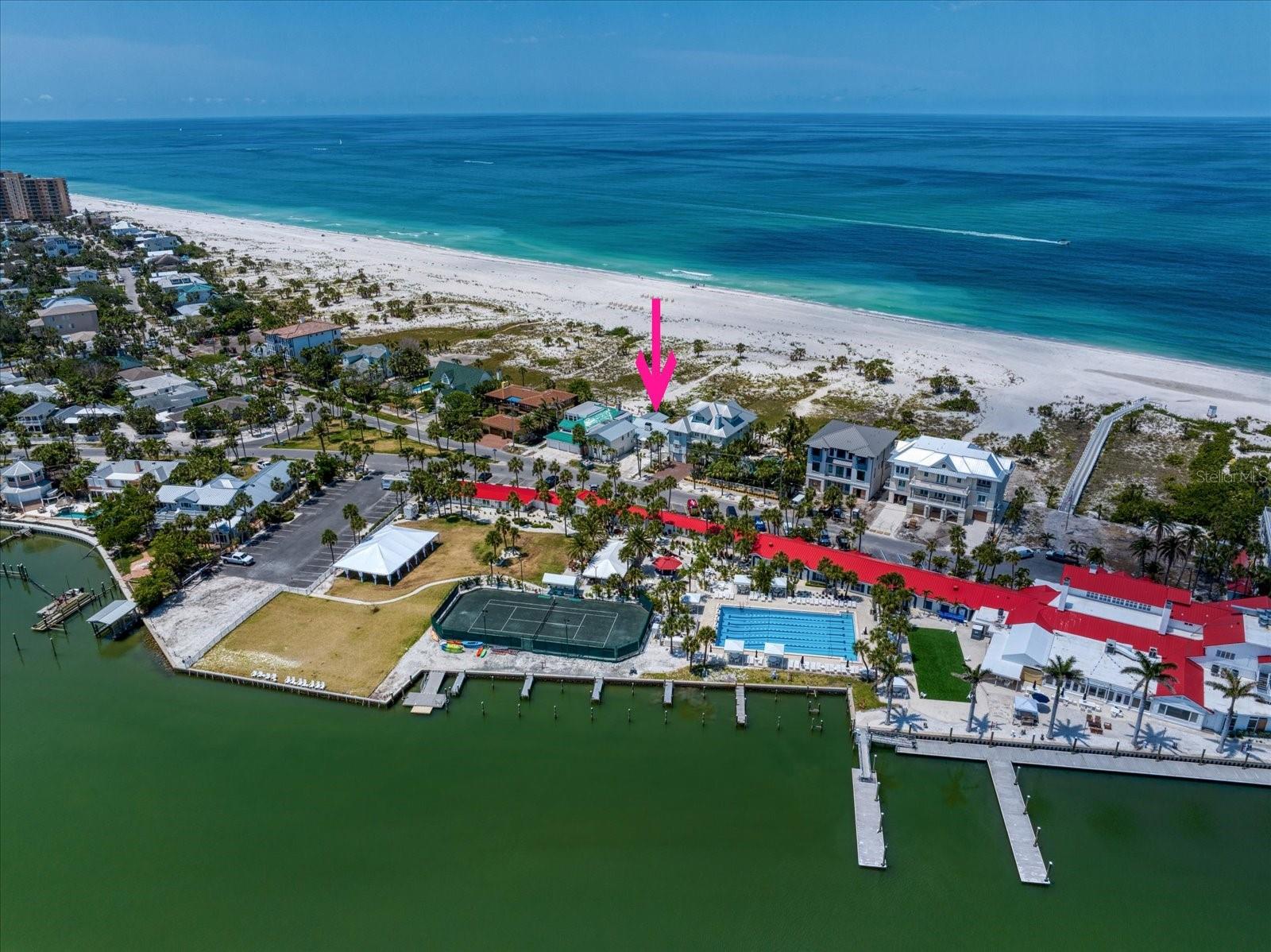 TB8383297 Property Photo