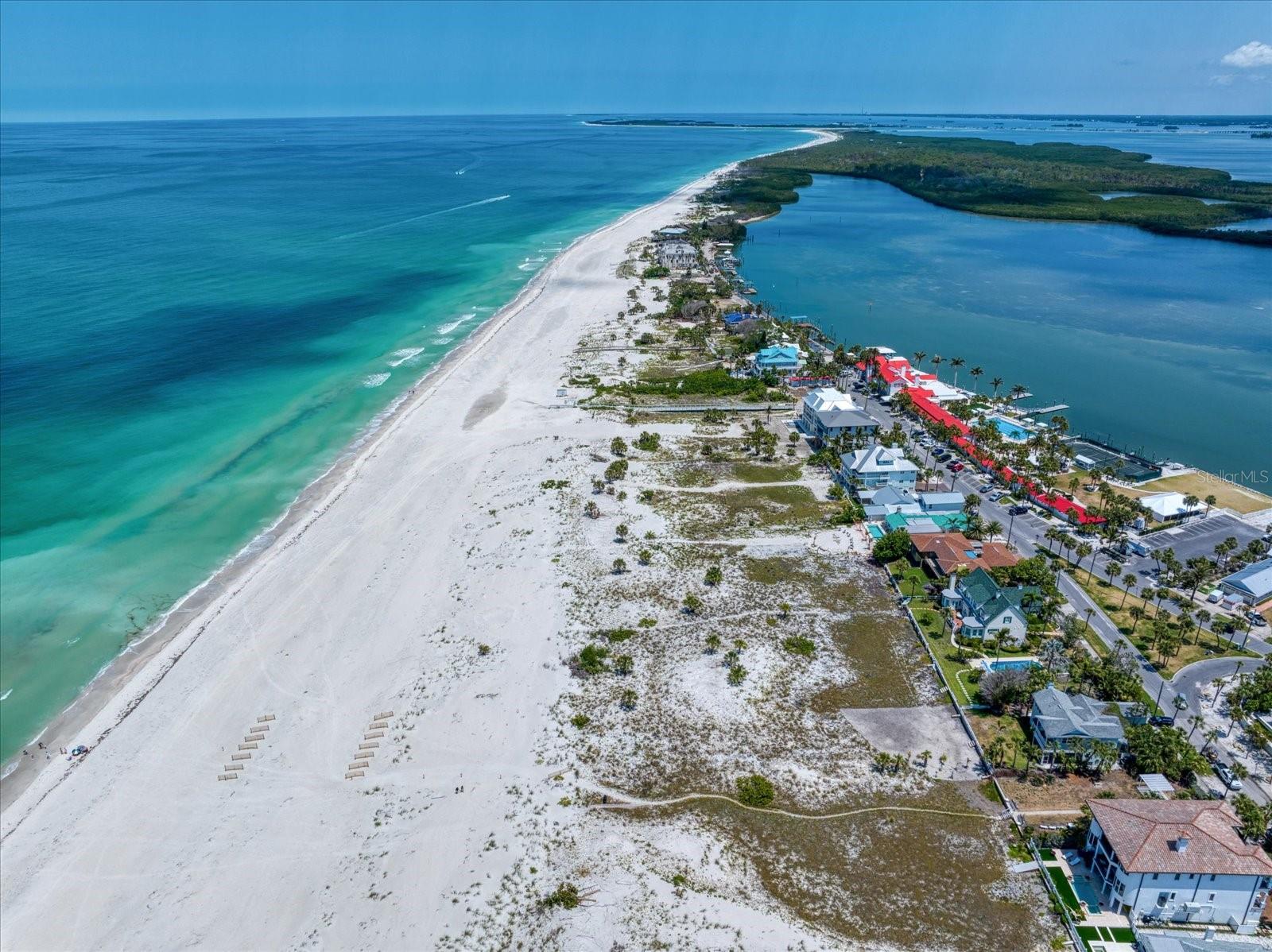 TB8383297 Property Photo