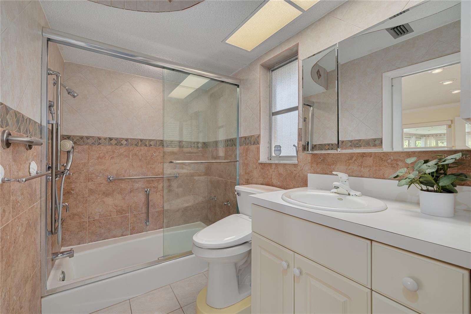 2370 WEYMOUTH DR, CLEARWATER, FL, 33764