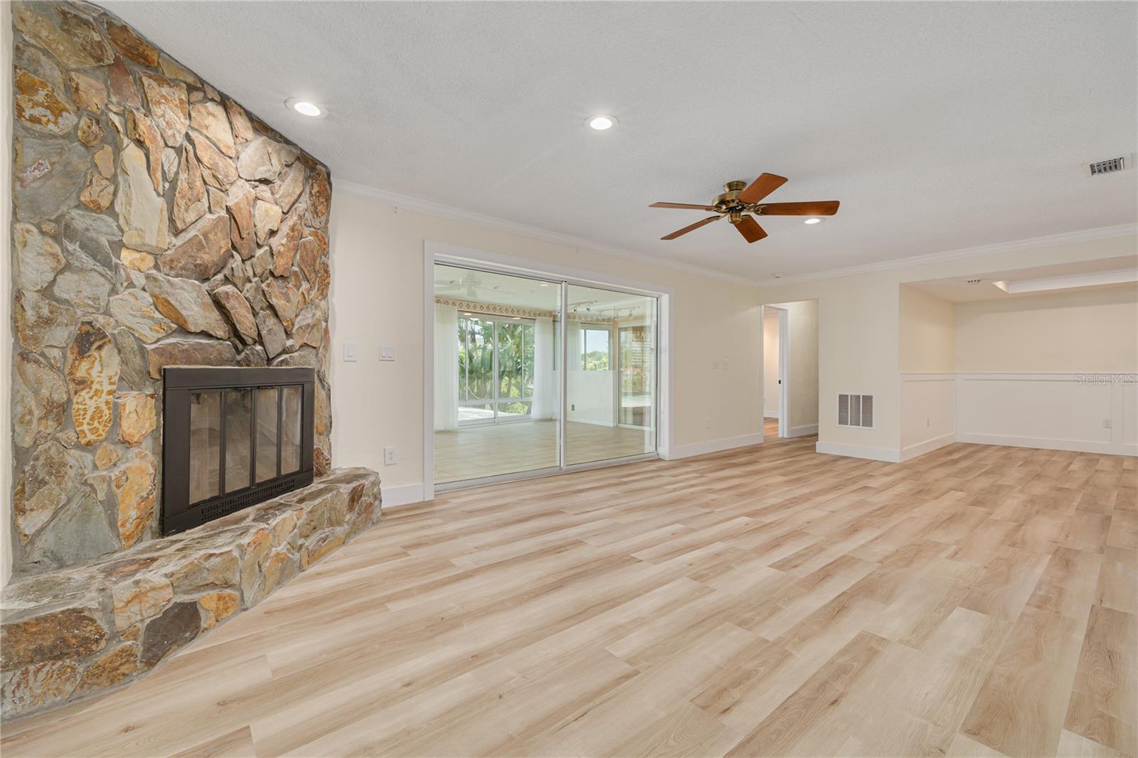 2370 WEYMOUTH DR, CLEARWATER, FL, 33764