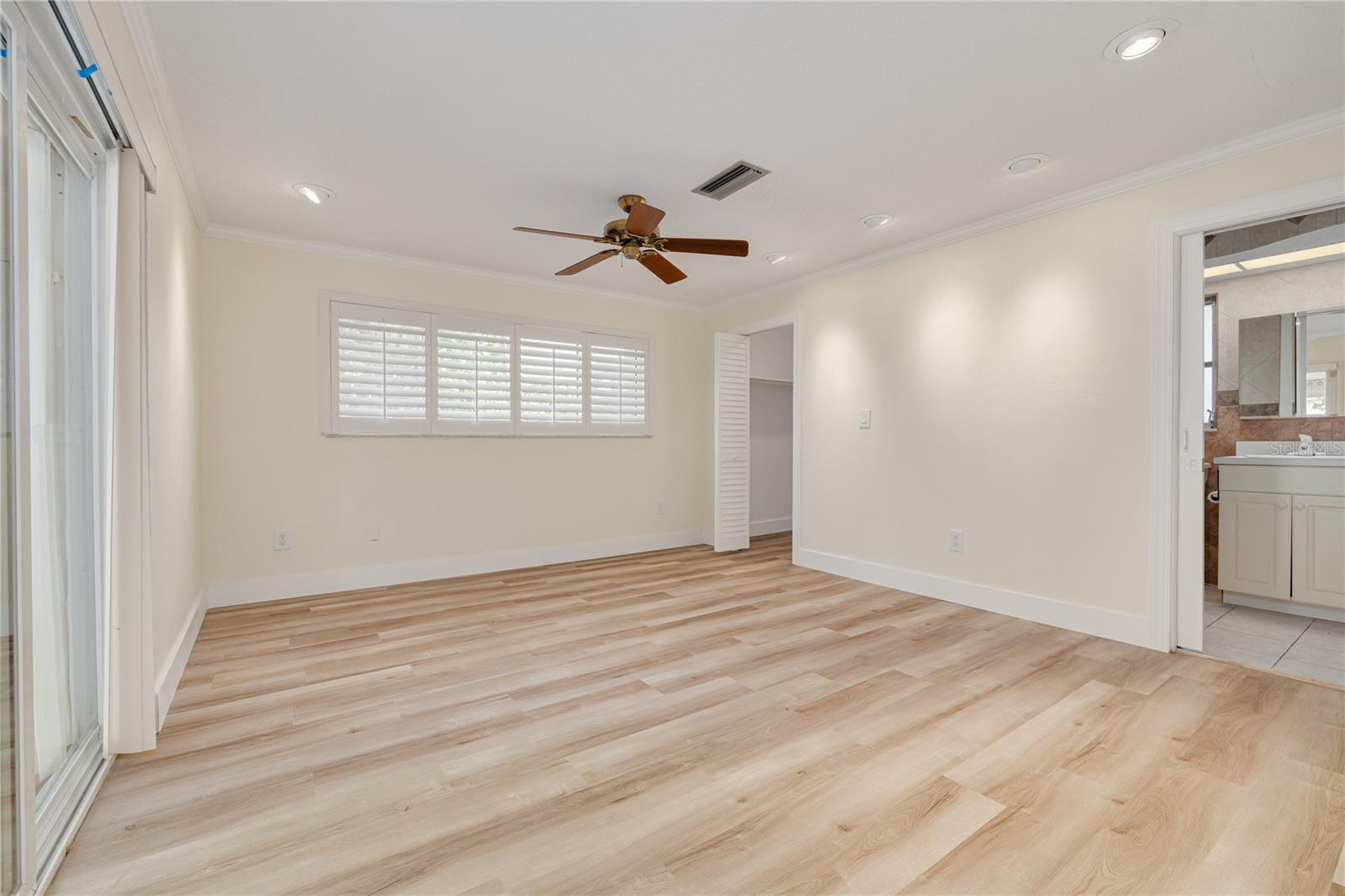 2370 WEYMOUTH DR, CLEARWATER, FL, 33764