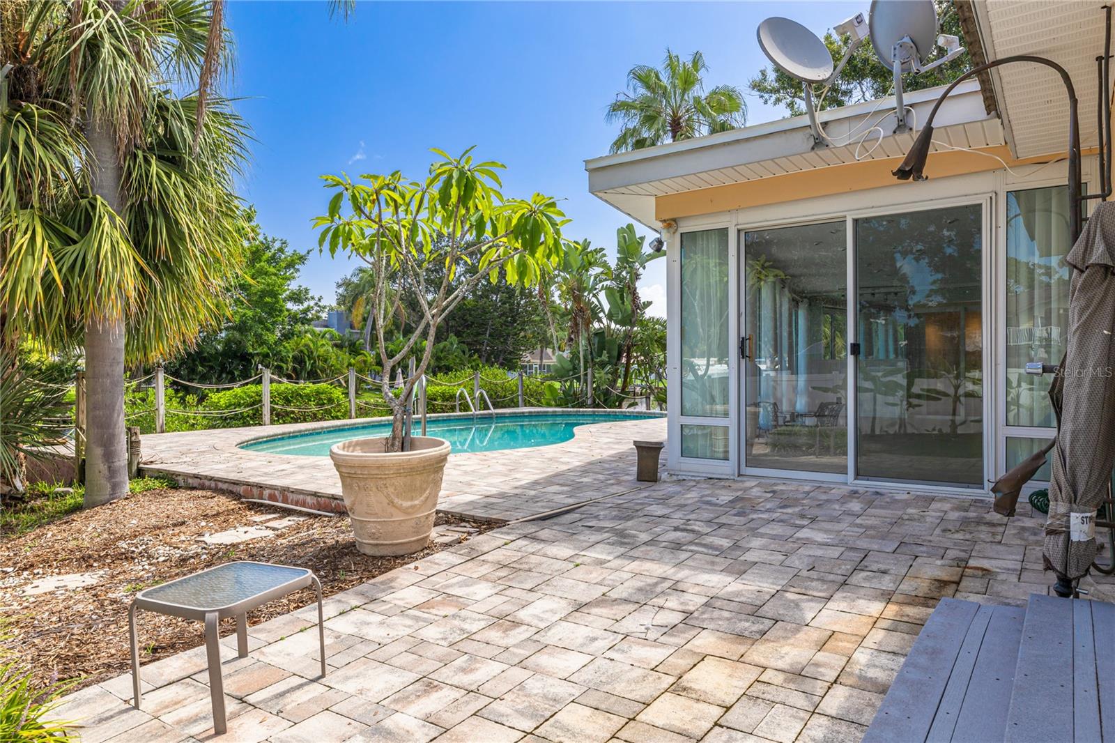 2370 WEYMOUTH DR, CLEARWATER, FL, 33764