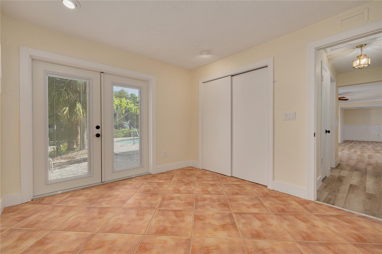 2370 WEYMOUTH DR, CLEARWATER, FL, 33764