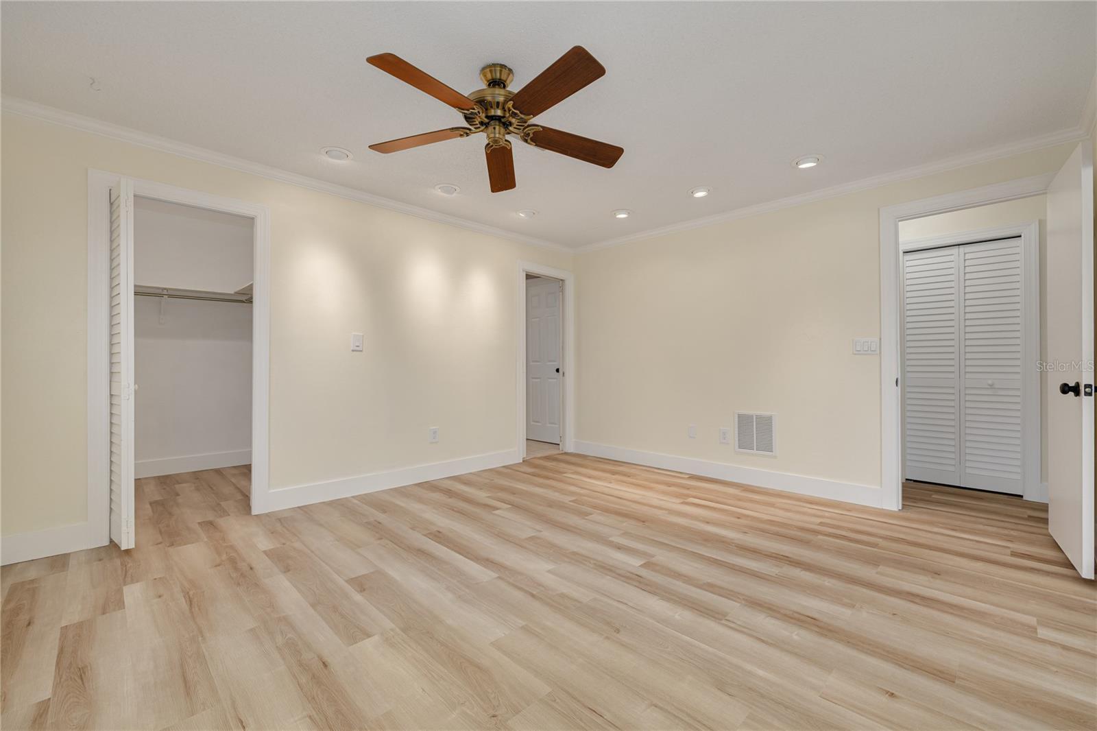 2370 WEYMOUTH DR, CLEARWATER, FL, 33764