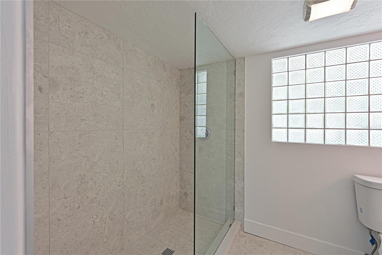 5924 GULF OF MEXICO DR, LONGBOAT KEY, FL, 34228