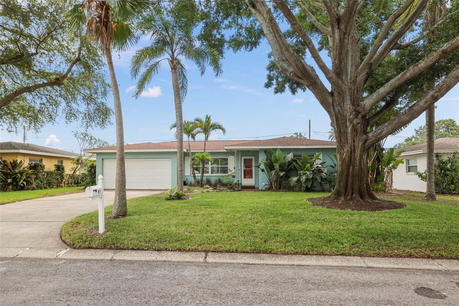 811 WOODLEY RD, CLEARWATER, FL, 33764