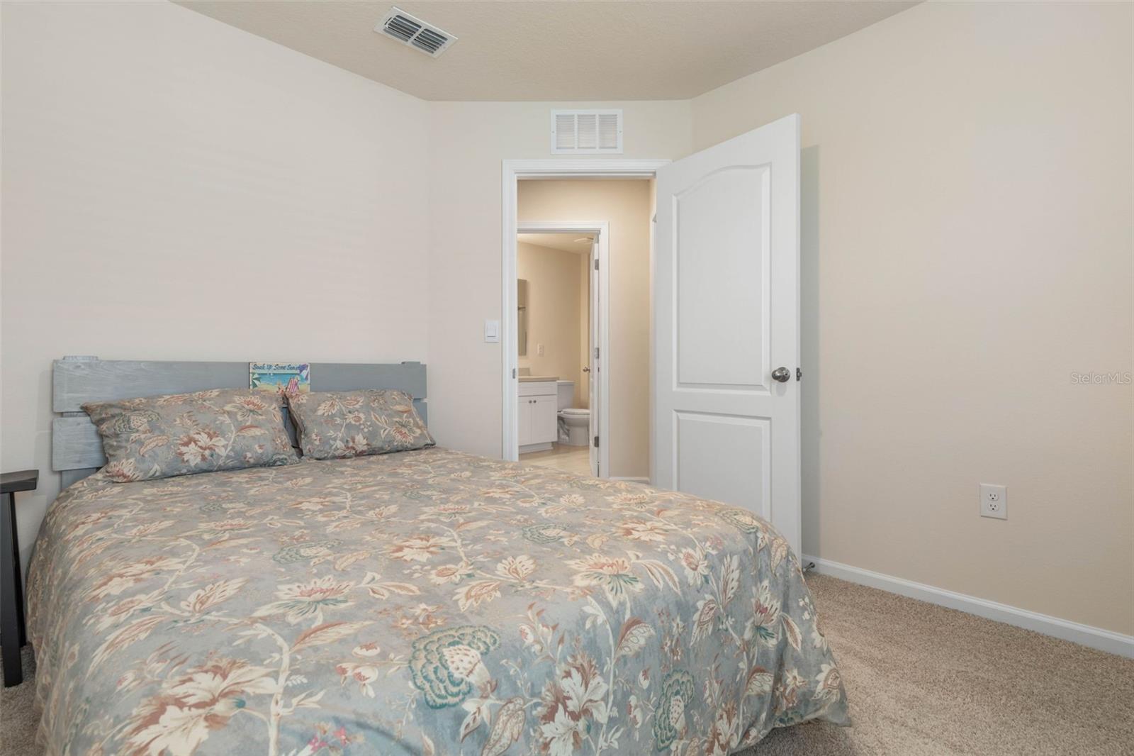 155 REDBUD RD, PALM COAST, FL, 32137