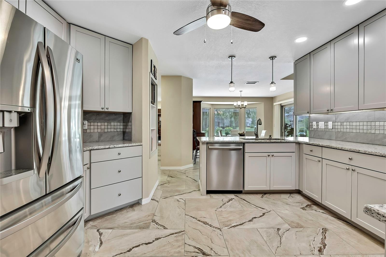 9346 SOUTHERN BELLE DR, WEEKI WACHEE, FL, 34613