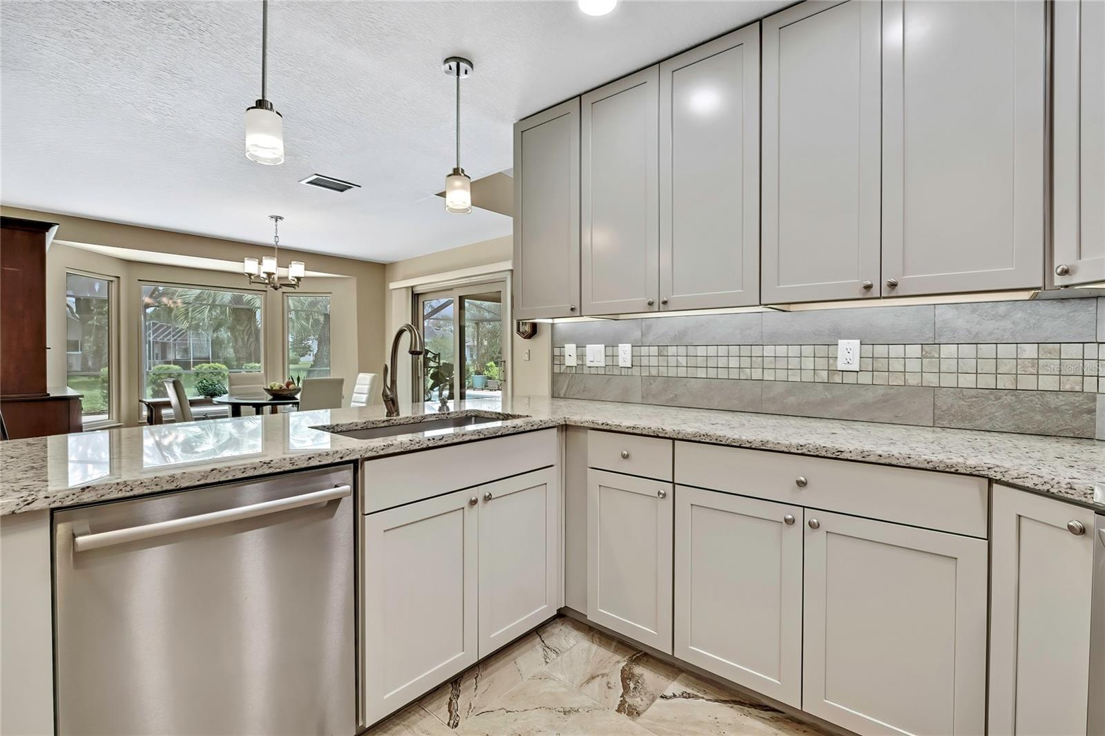 9346 SOUTHERN BELLE DR, WEEKI WACHEE, FL, 34613