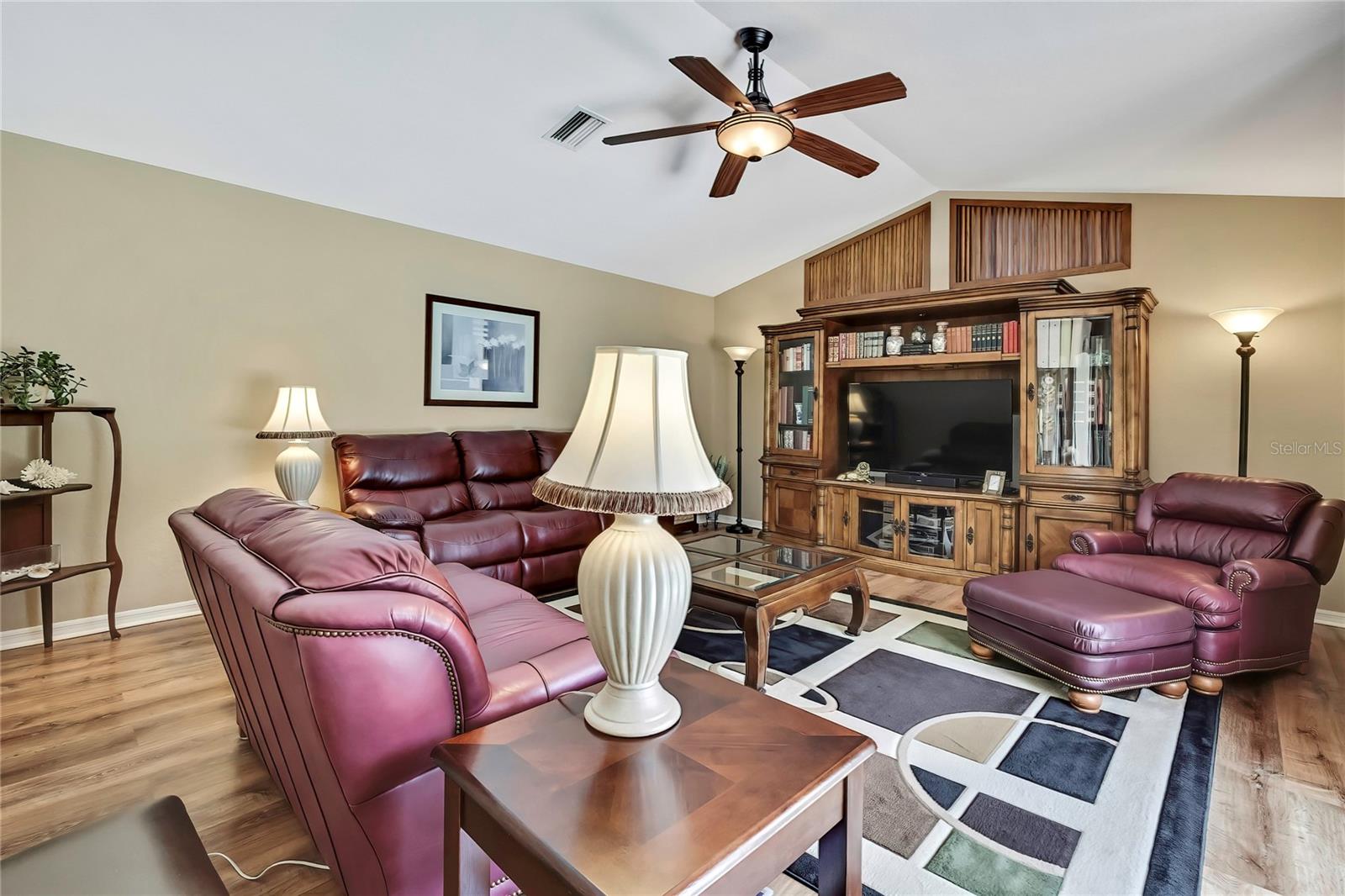 9346 SOUTHERN BELLE DR, WEEKI WACHEE, FL, 34613