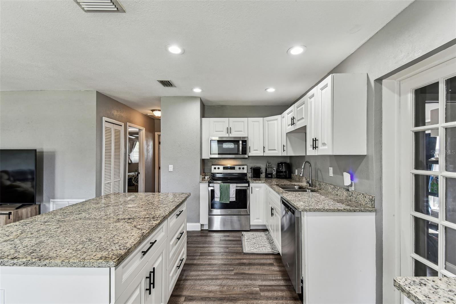 4465 56TH AVE N, ST PETERSBURG, FL, 33714