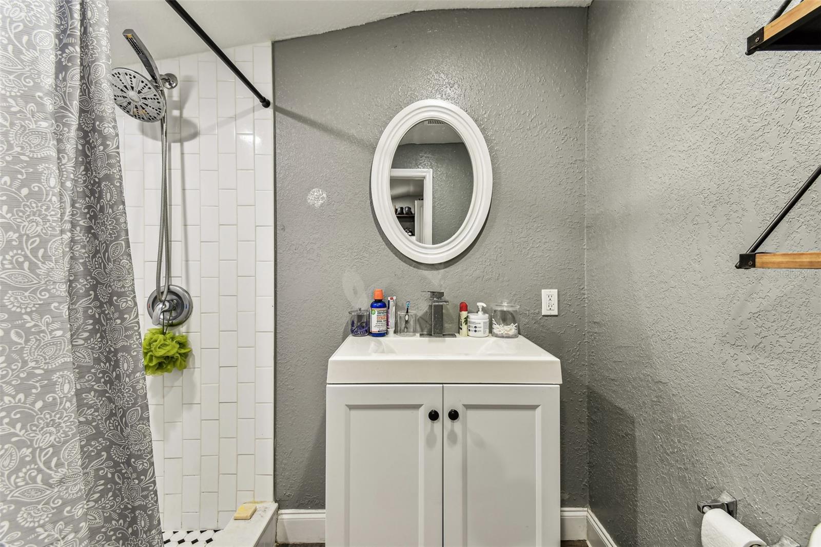 4465 56TH AVE N, ST PETERSBURG, FL, 33714