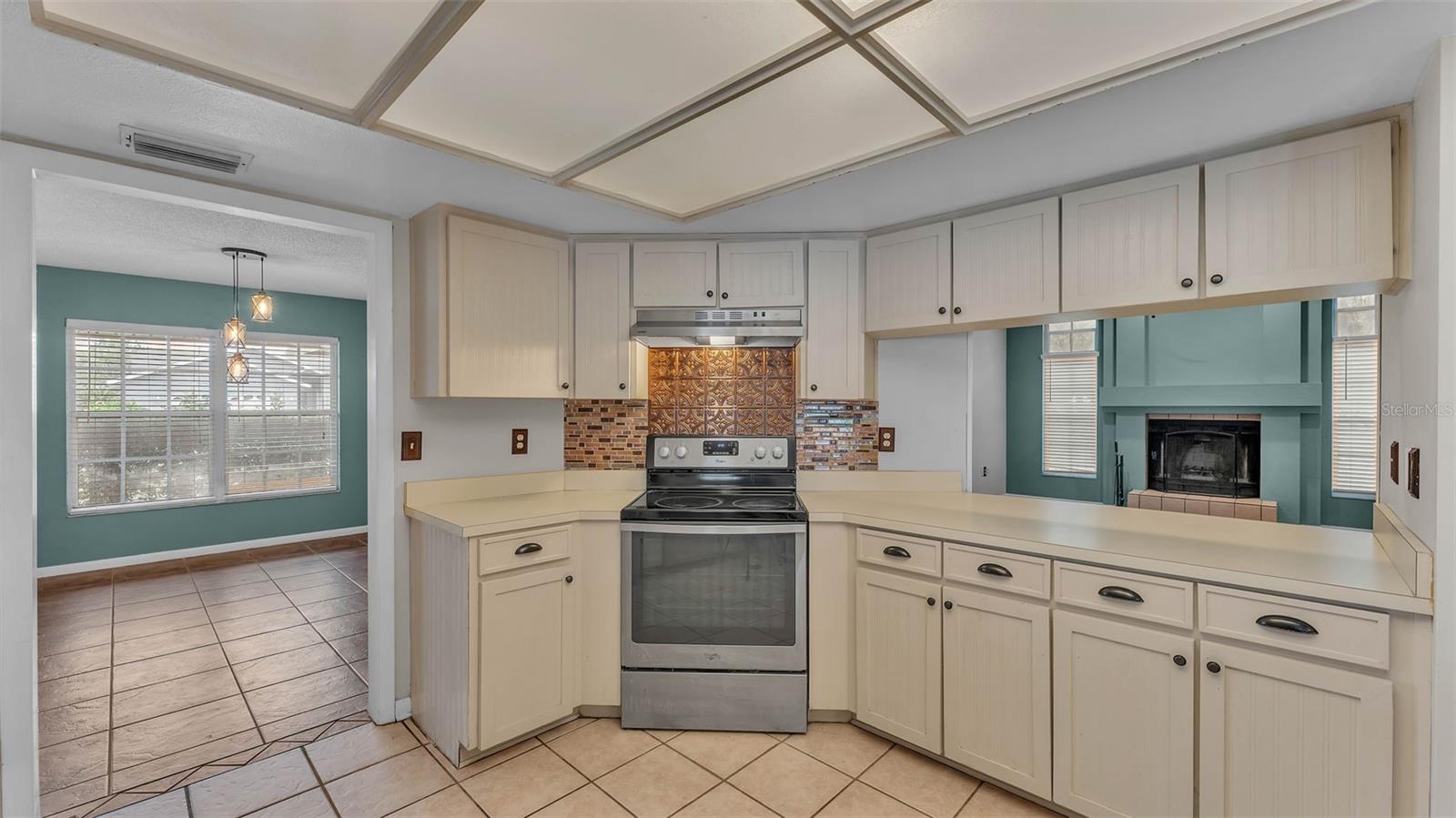 7741 MERRILY WAY, LAKELAND, FL, 33809