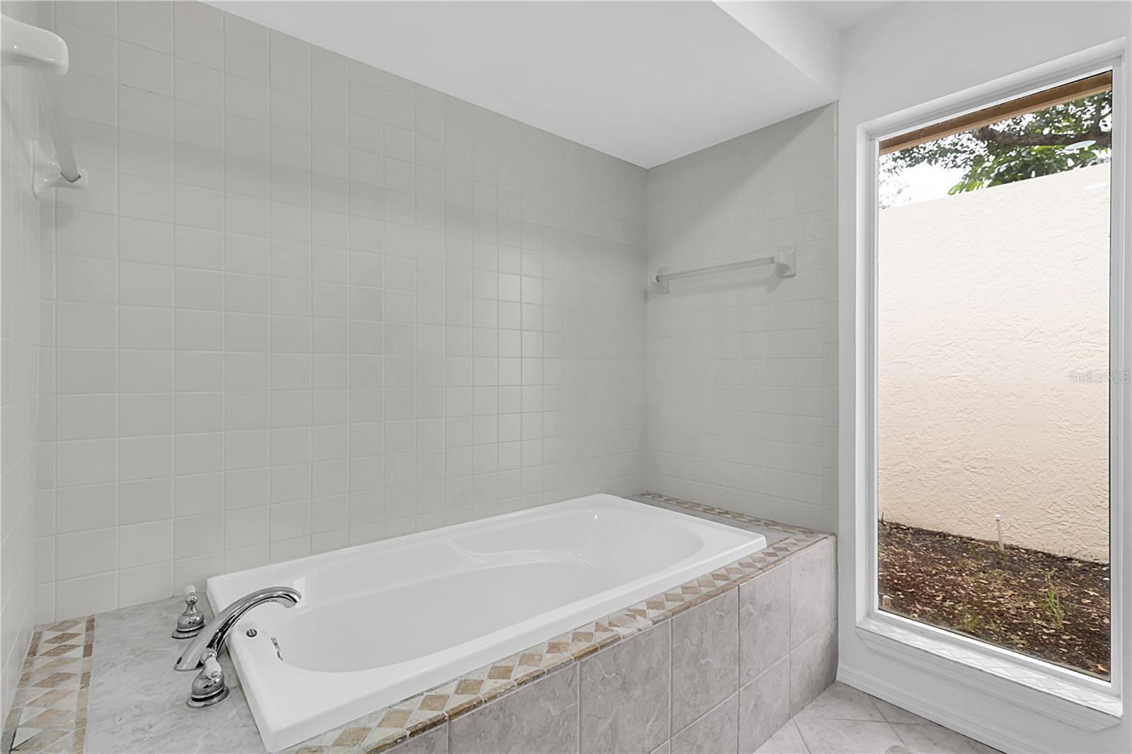 30 PINETREE CT, PALM HARBOR, FL, 34683