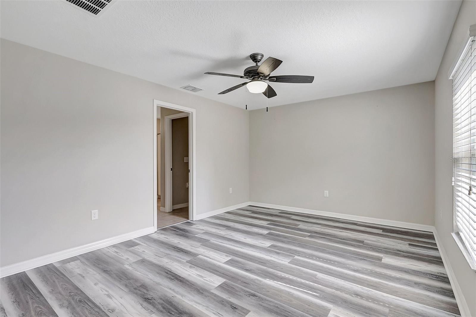 17058 PEACEFUL VALLEY DR, WIMAUMA, FL, 33598