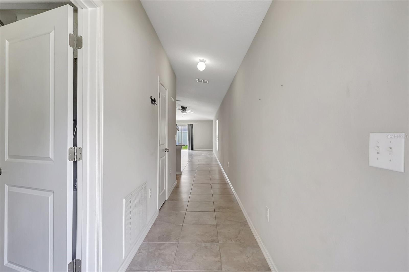 17058 PEACEFUL VALLEY DR, WIMAUMA, FL, 33598