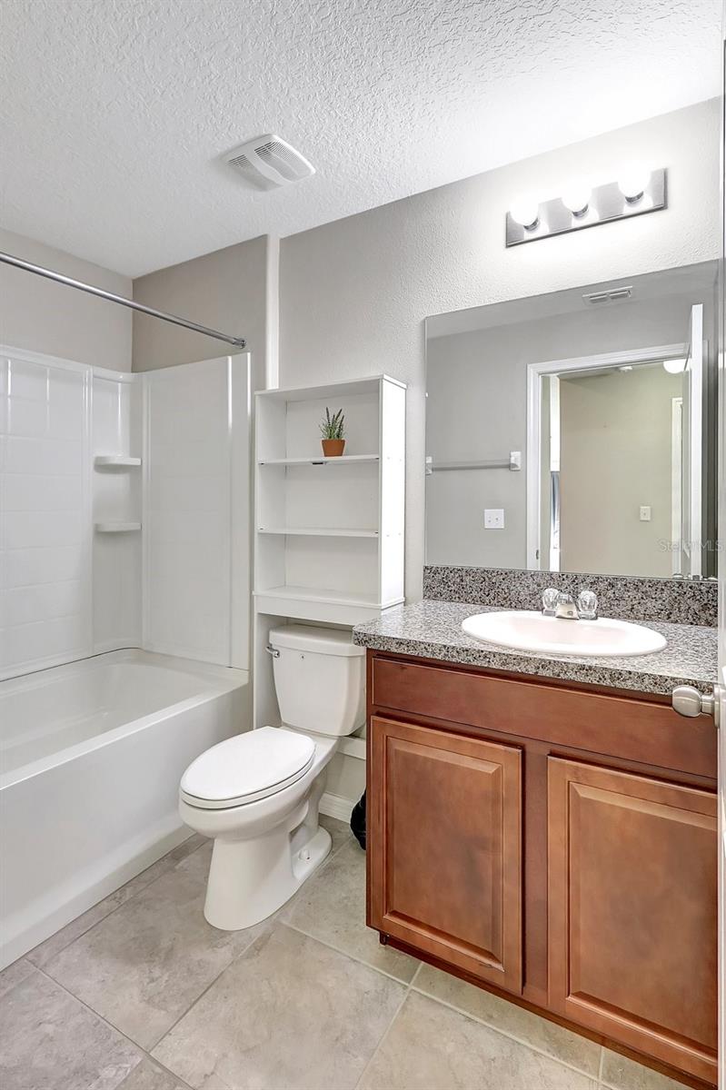 17058 PEACEFUL VALLEY DR, WIMAUMA, FL, 33598