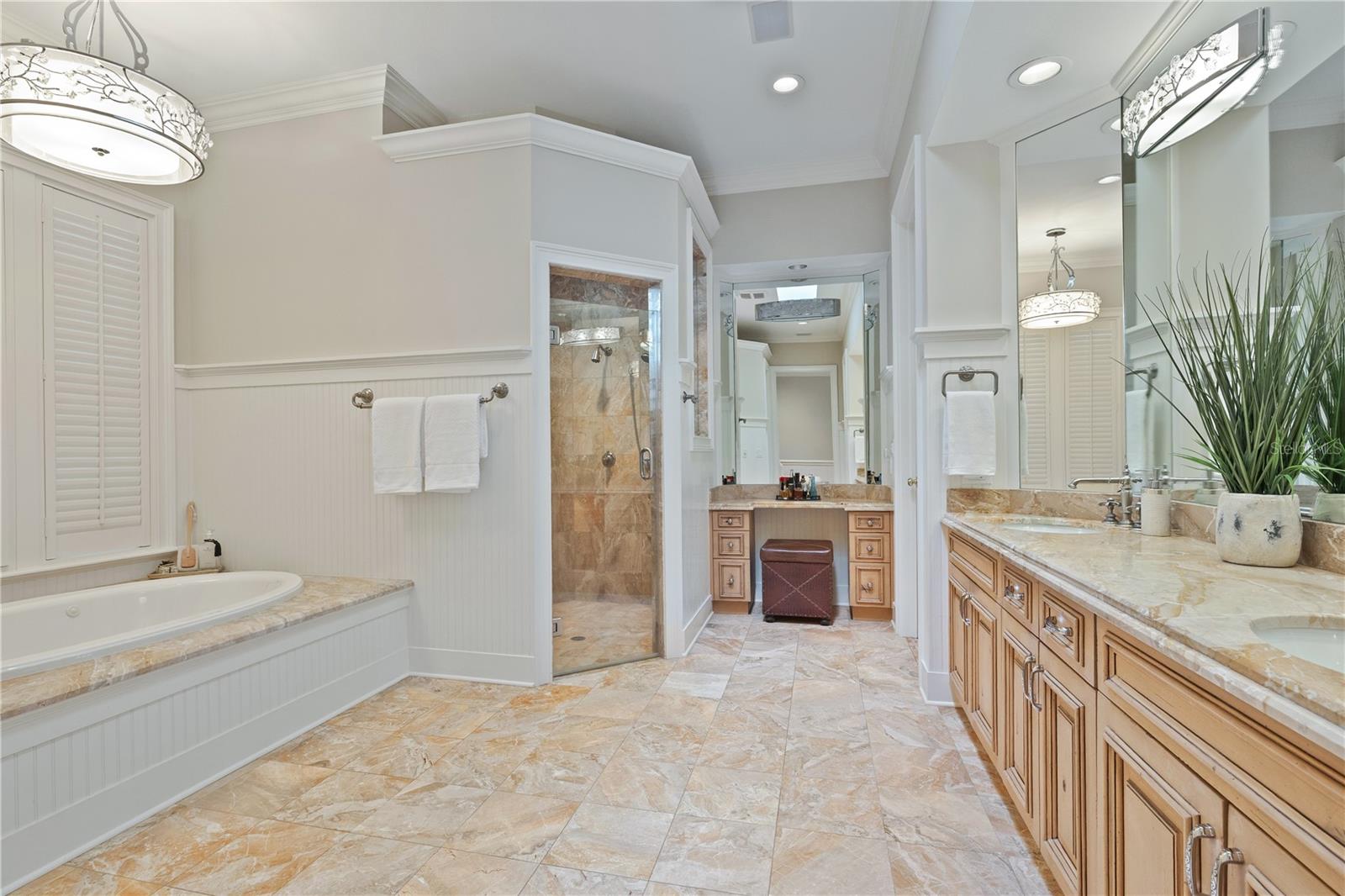 6310 W MACLAURIN DR, TAMPA, FL, 33647