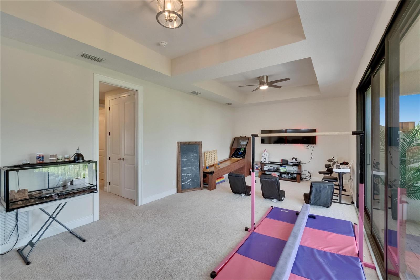 16406 CHAPMAN CROSSING DR, LITHIA, FL, 33547