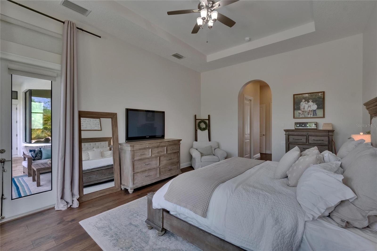 16406 CHAPMAN CROSSING DR, LITHIA, FL, 33547