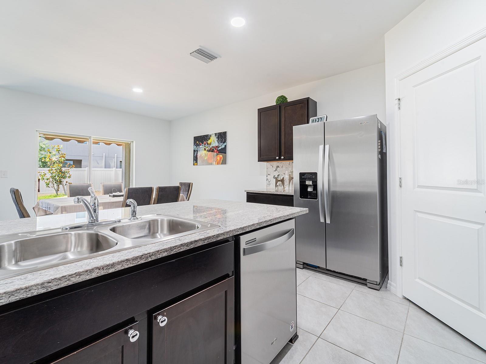 8891 BOWER BASS CIR, WESLEY CHAPEL, FL, 33545