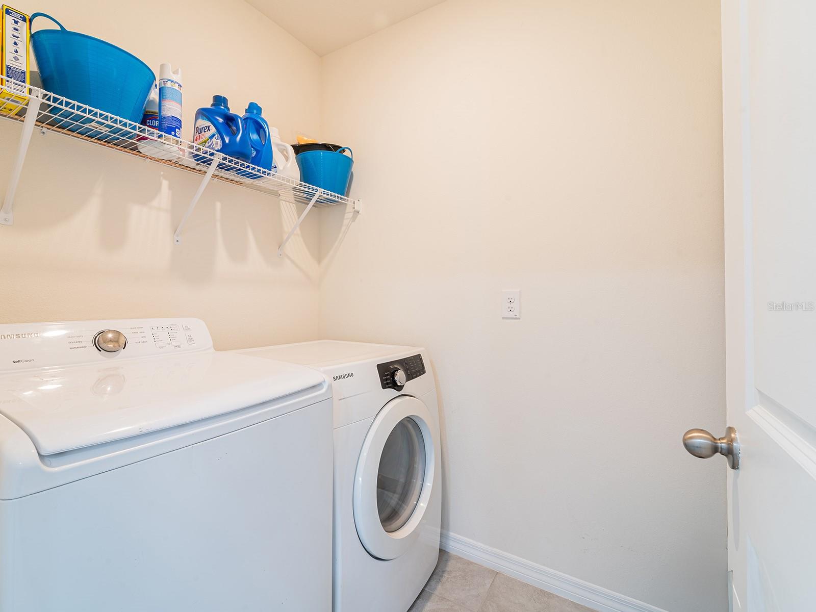 8891 BOWER BASS CIR, WESLEY CHAPEL, FL, 33545