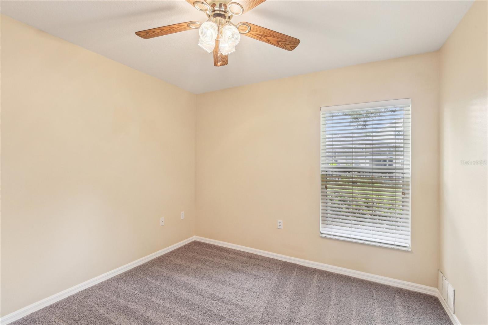 10150 HEATHER SOUND DR, TAMPA, FL, 33647