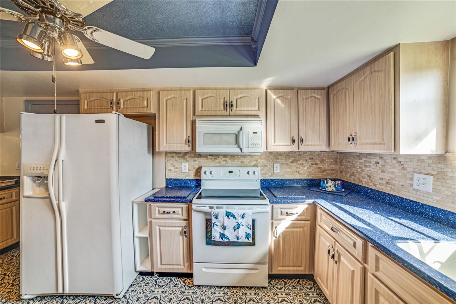 2607 LANCASTER DR #35, SUN CITY CENTER, FL, 33573