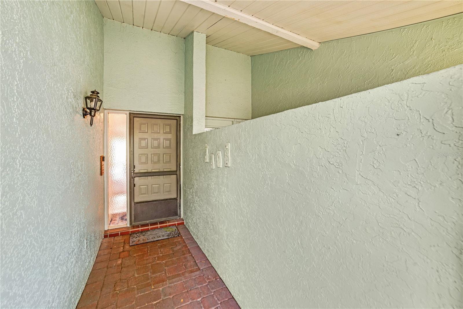 2607 LANCASTER DR #35, SUN CITY CENTER, FL, 33573