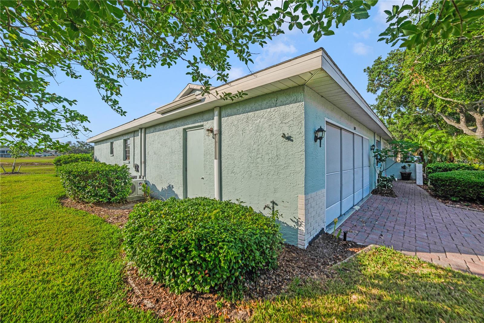 2607 LANCASTER DR #35, SUN CITY CENTER, FL, 33573