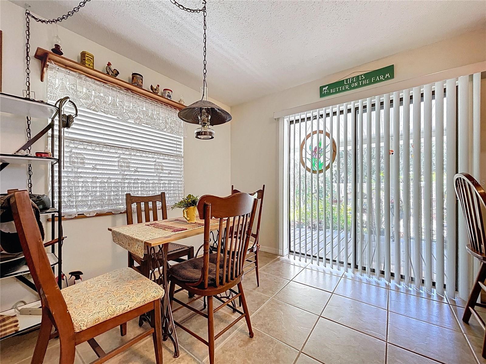 3544 PORTER RD, LITHIA, FL, 33547