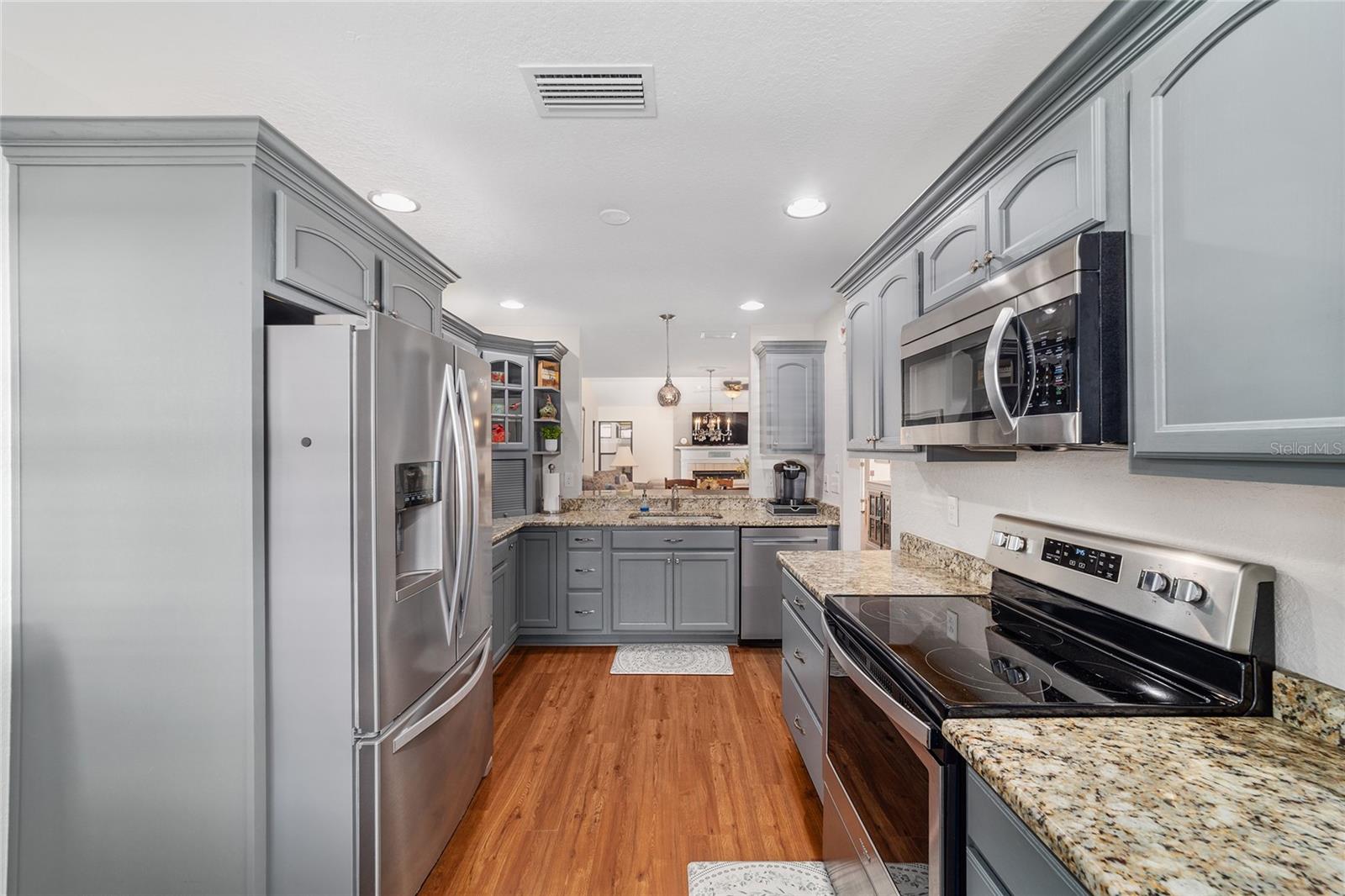 2049 SE 37TH COURT CIR, OCALA, FL, 34471