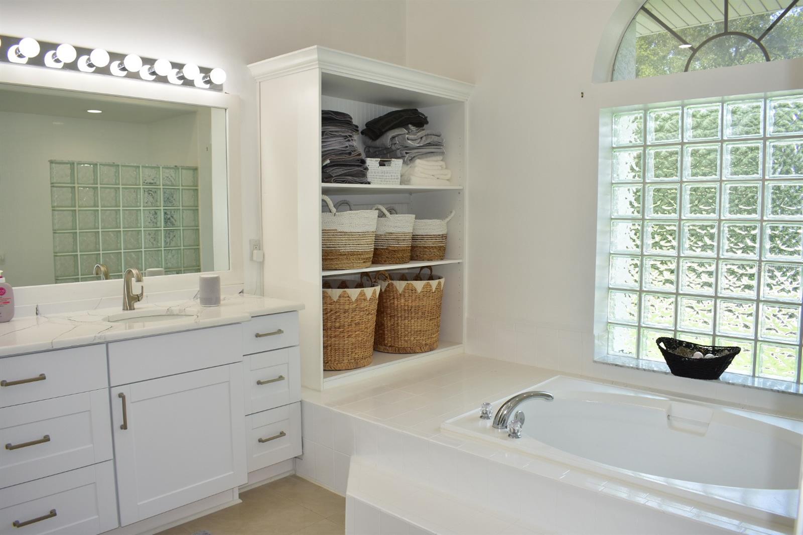 1961 DUNBRODY CT, DUNEDIN, FL, 34698