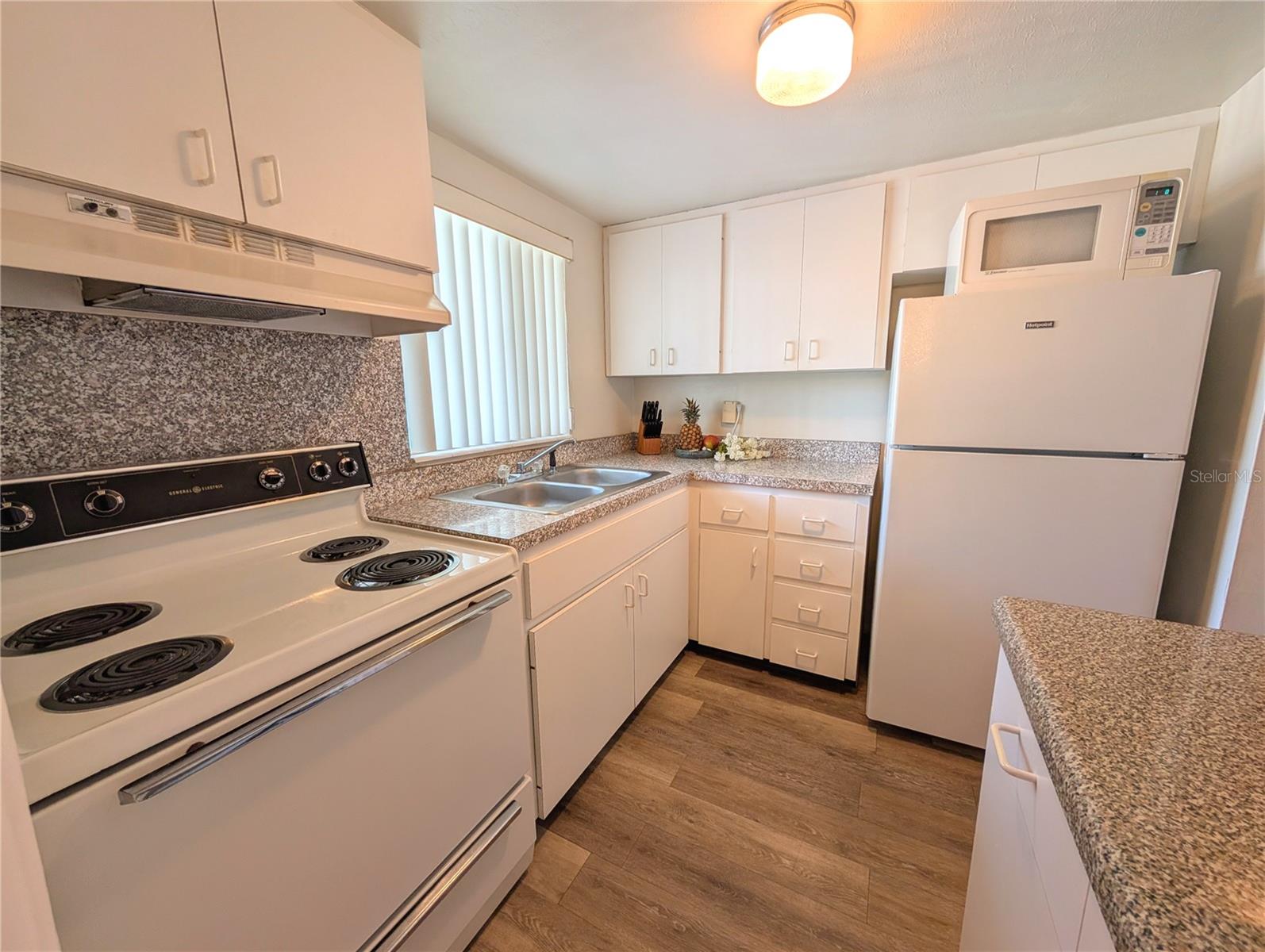 5895 17TH ST W #B-26, BRADENTON, FL, 34207