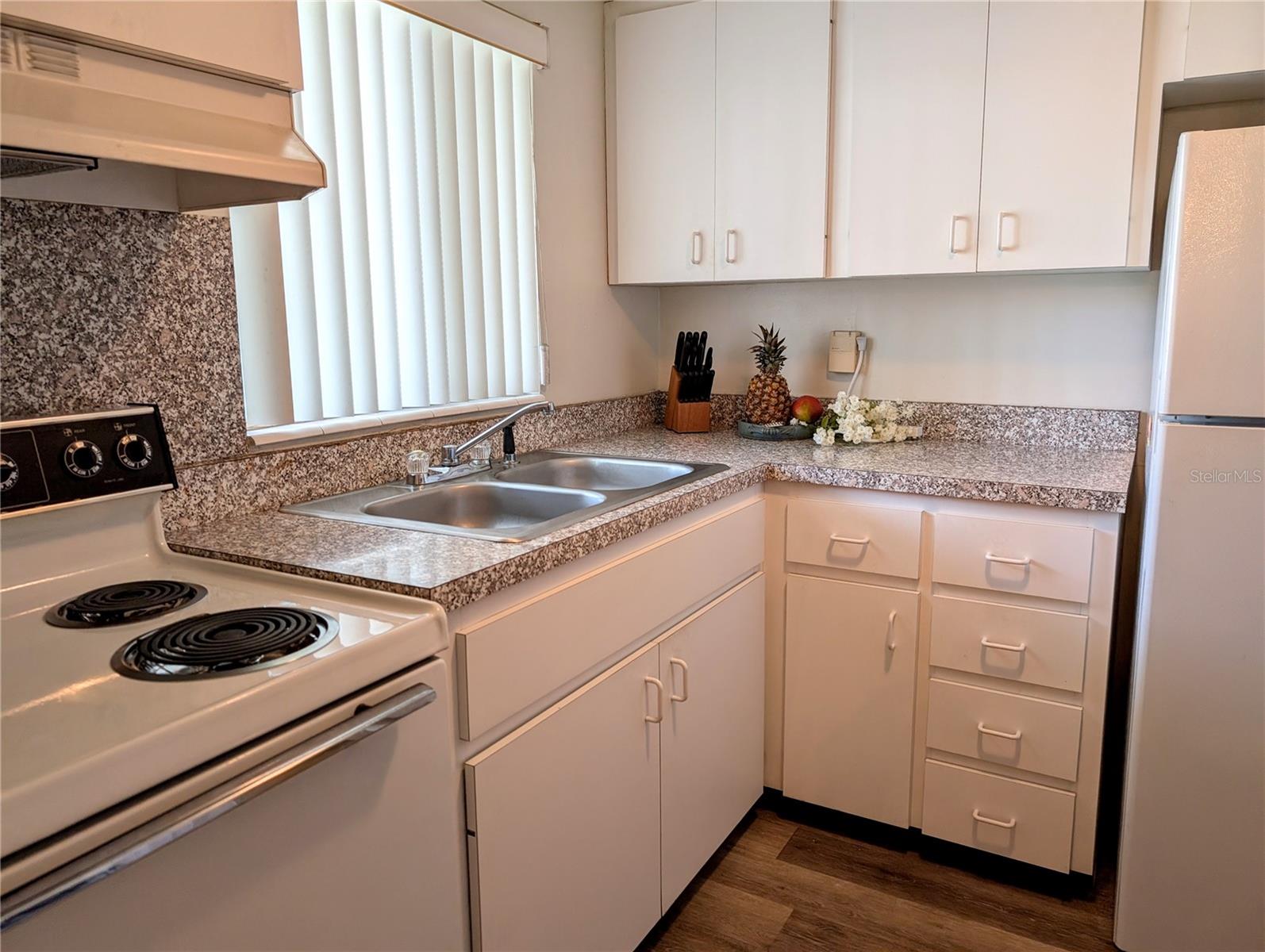 5895 17TH ST W #B-26, BRADENTON, FL, 34207