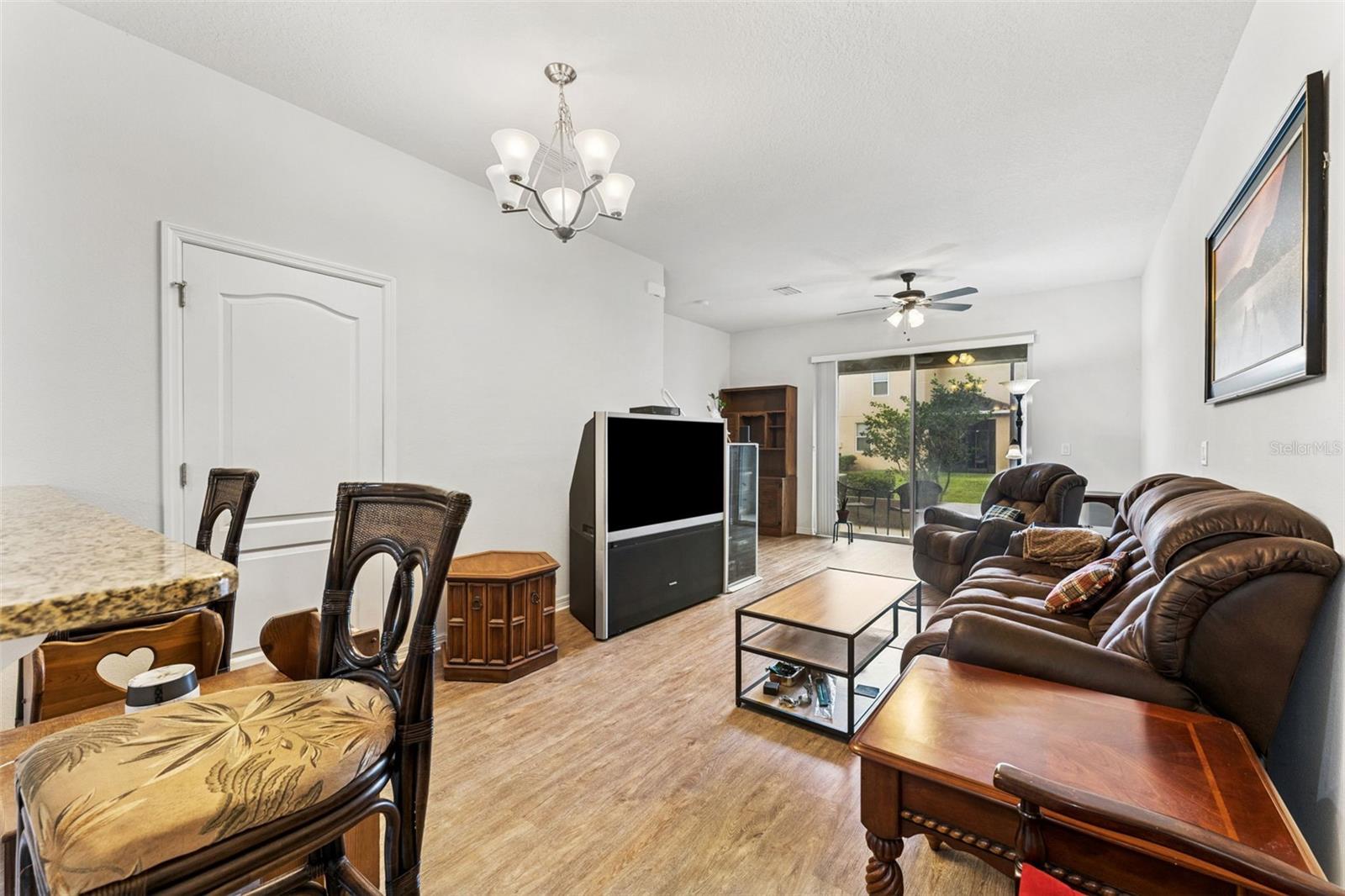 2129 LENNOX DALE LN, BRANDON, FL, 33510