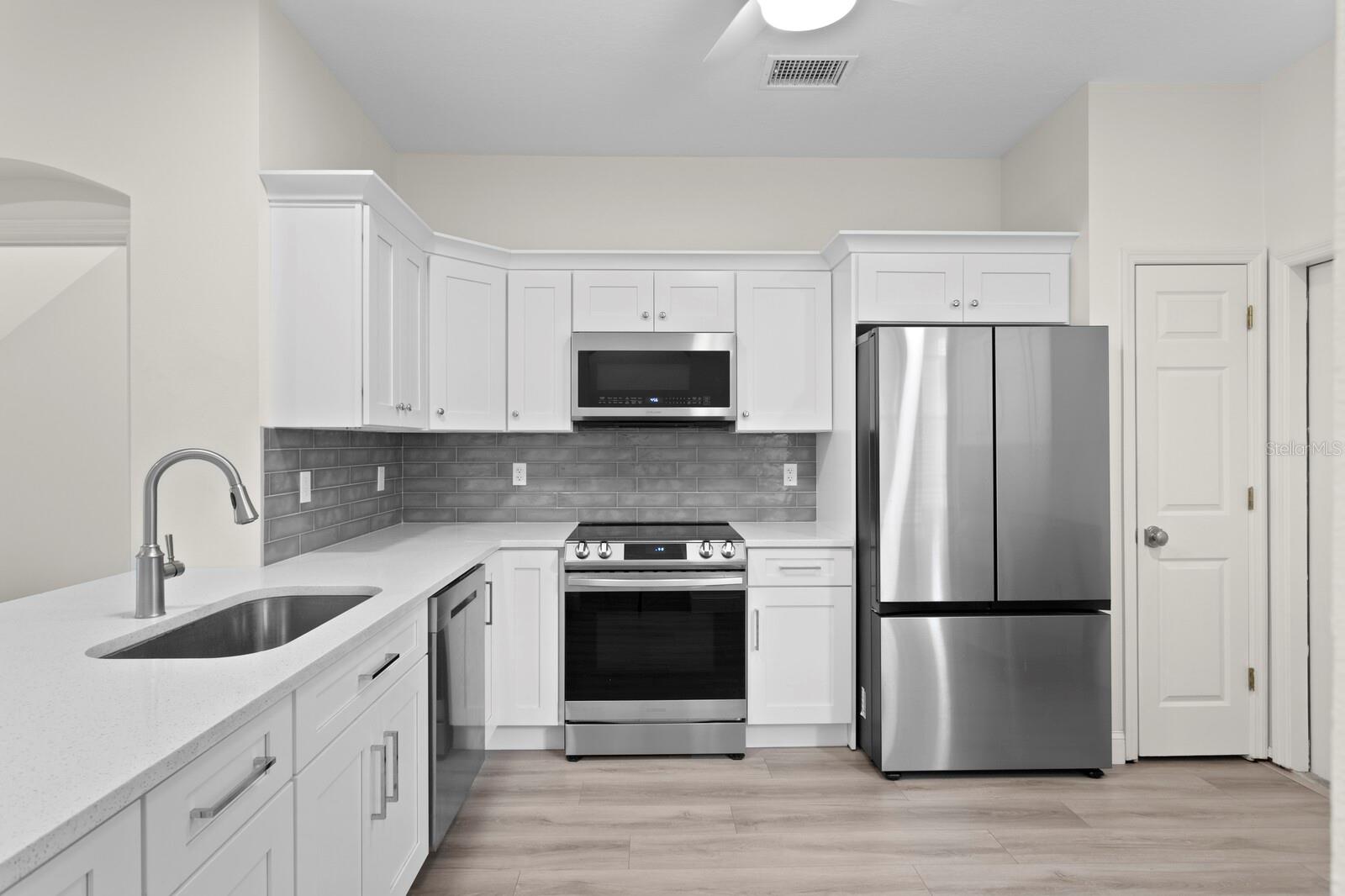 18939 DUQUESNE DR, TAMPA, FL, 33647