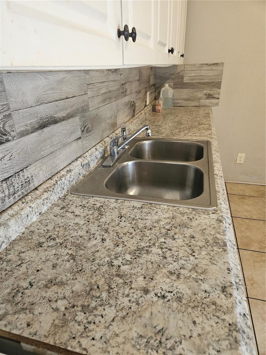 2510 QUEEN ST S, ST PETERSBURG, FL, 33712