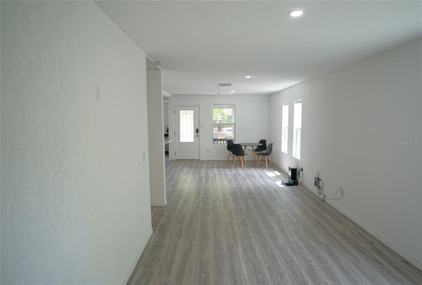 908 E CAYUGA ST, TAMPA, FL, 33603