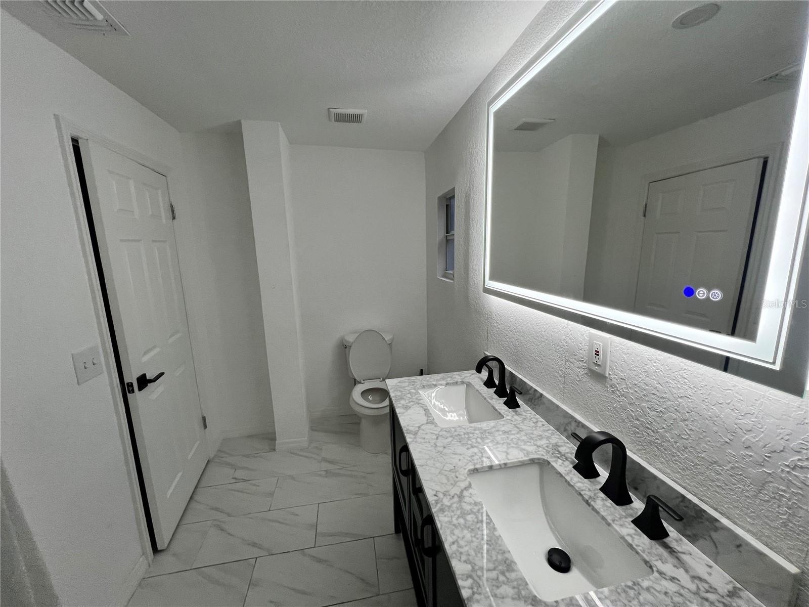 908 E CAYUGA ST, TAMPA, FL, 33603