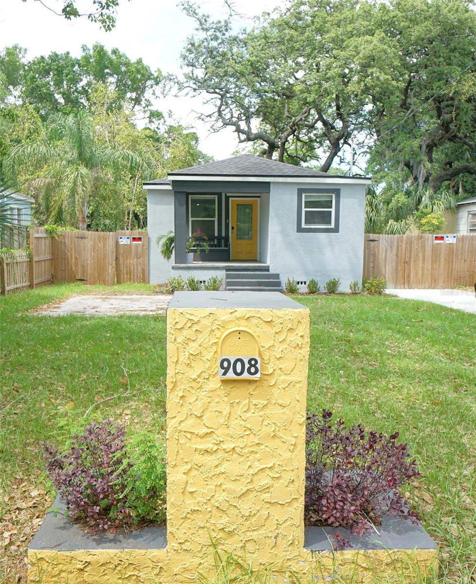 908 E CAYUGA ST, TAMPA, FL, 33603