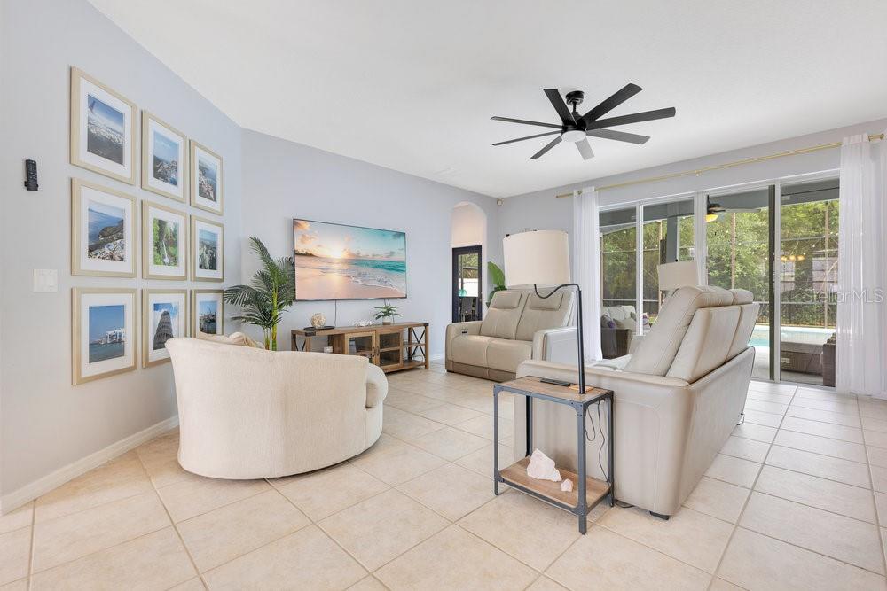 8676 CURRITUCK SOUND LN, ORLANDO, FL, 32829