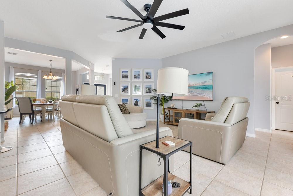 8676 CURRITUCK SOUND LN, ORLANDO, FL, 32829