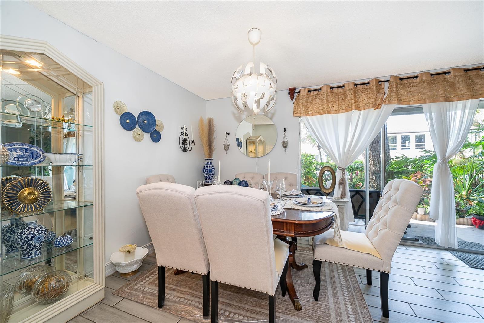 4403 S SEMORAN BLVD #2, ORLANDO, FL, 32822