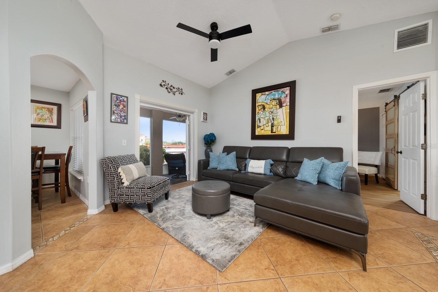 402 OHIO WAY, KISSIMMEE, FL, 34759