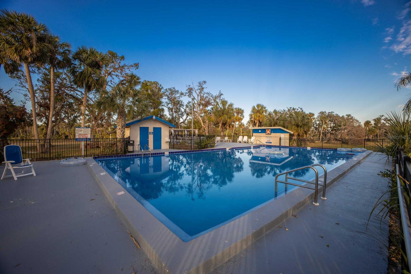 921 FAITH CIR E #37, BRADENTON, FL, 34212