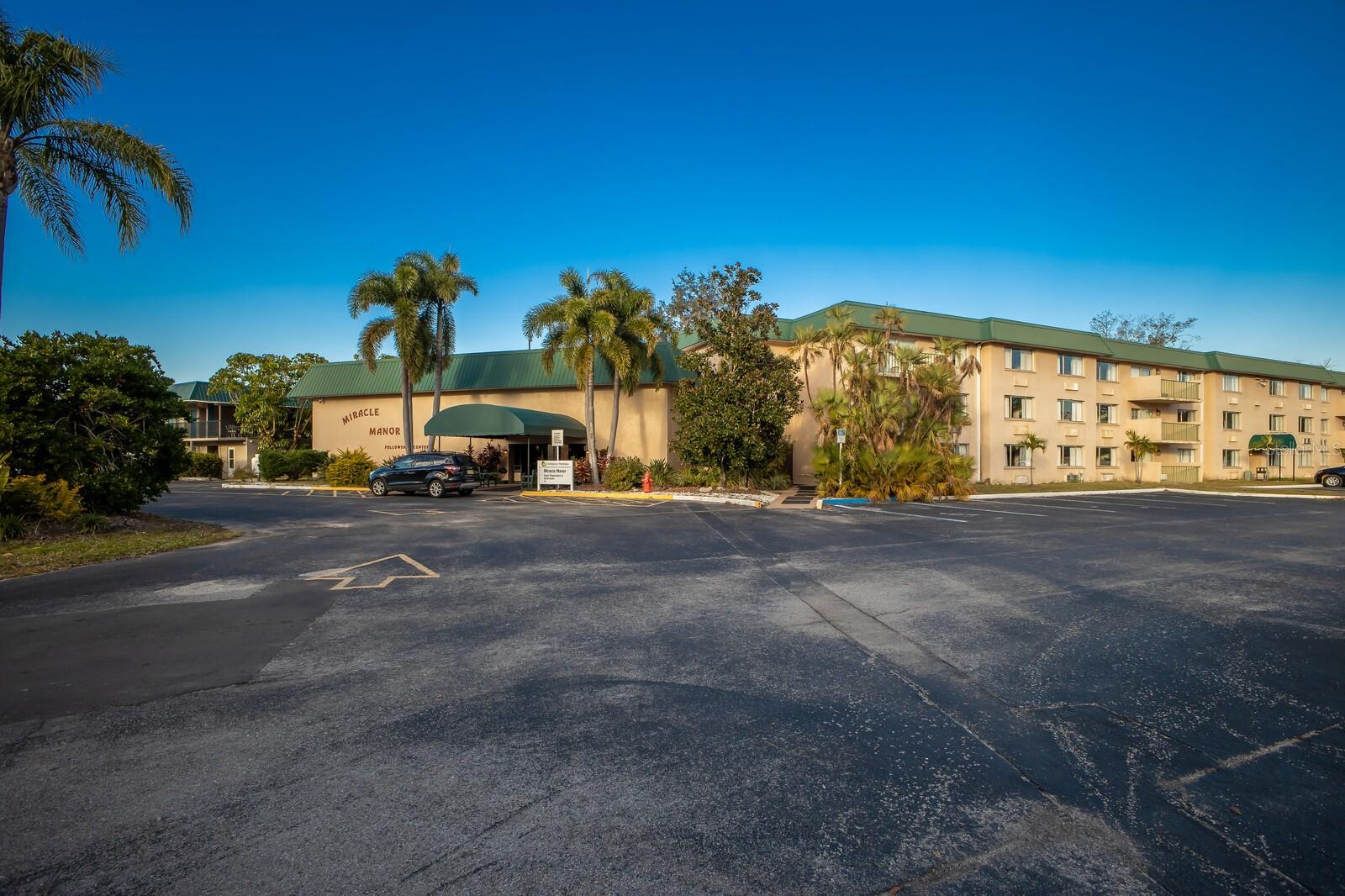 921 FAITH CIR E #37, BRADENTON, FL, 34212