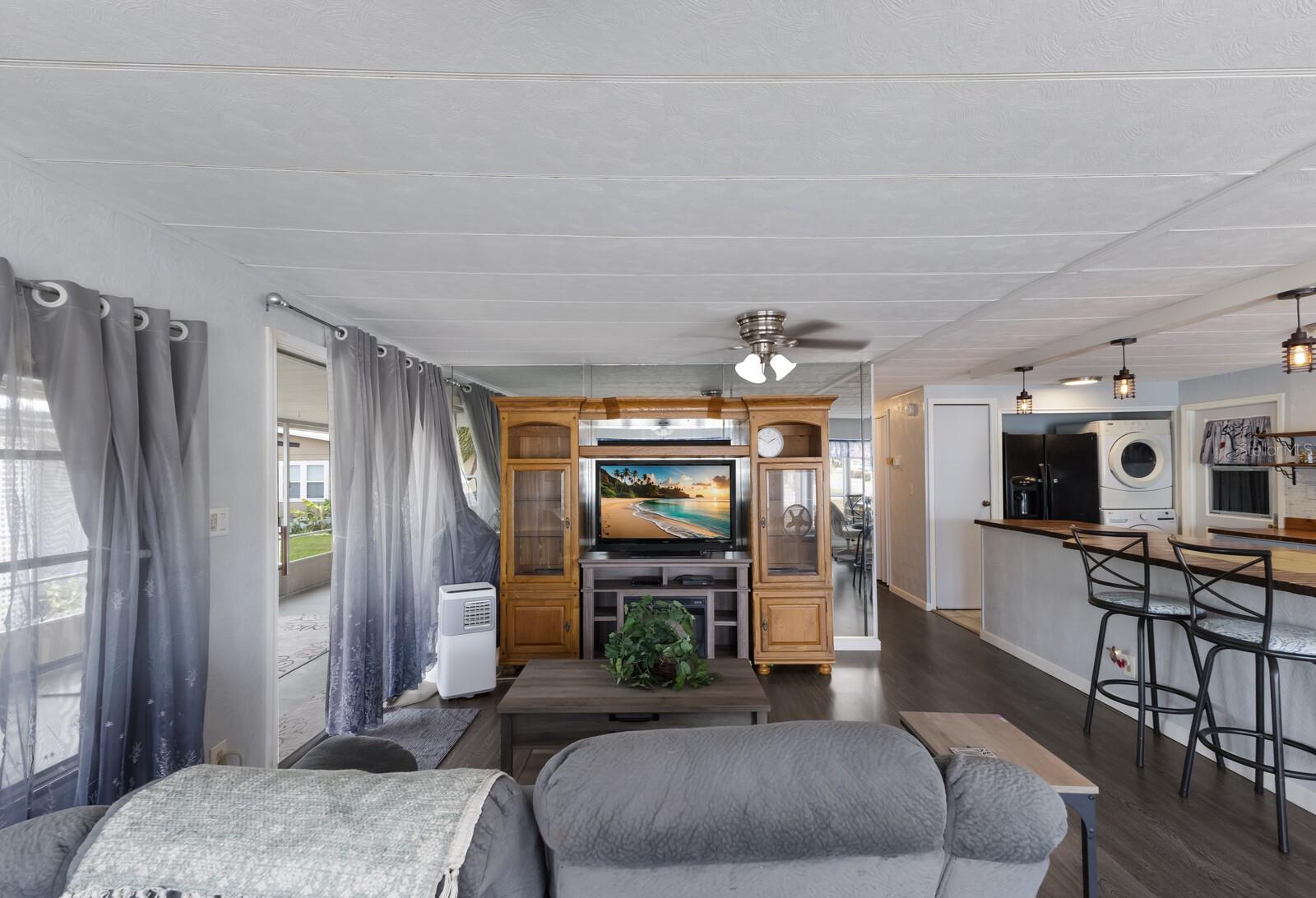 921 FAITH CIR E #37, BRADENTON, FL, 34212